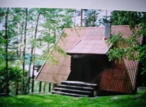 Domek nad jeziorem Wymj