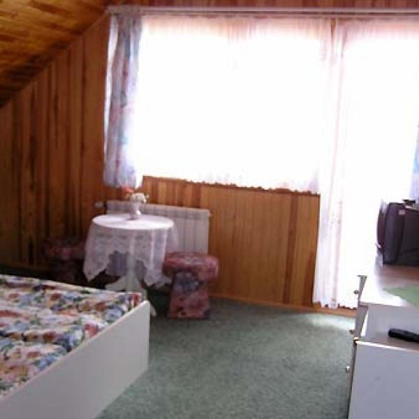 Pokoje Gocinne Mikoajki