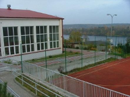 Zesp Owiatowo-Sportowy Baza