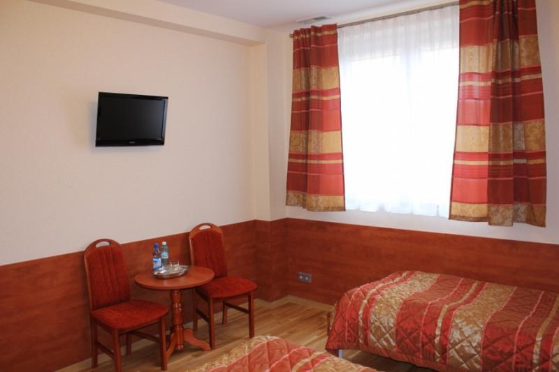 Hotel Behapowiec***