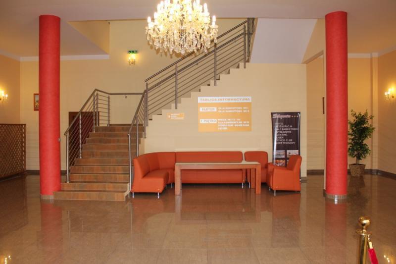 Hotel Behapowiec***
