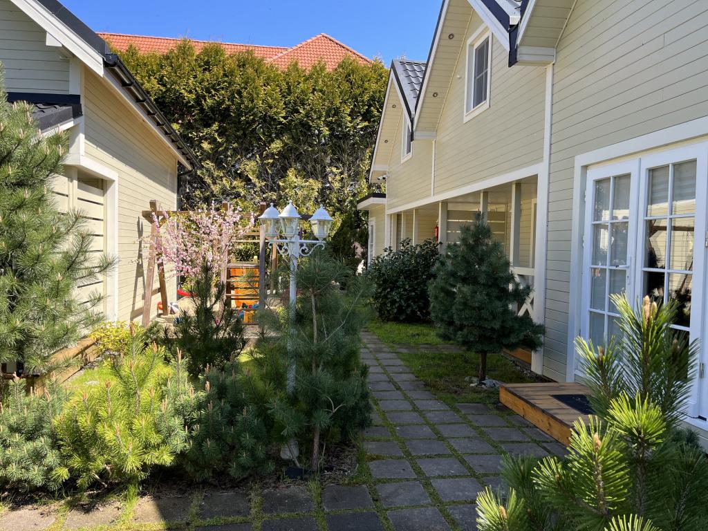 Domki JAMAJKA i  Apartament MAKS Miedzywodzie