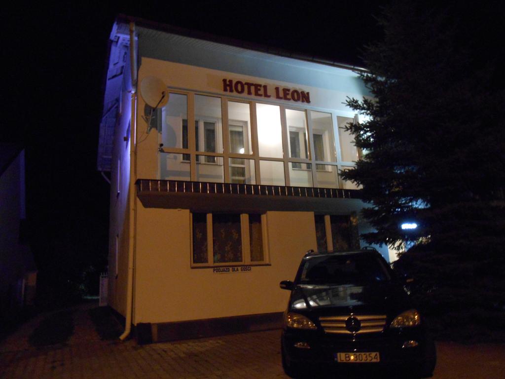 Hotel Leon