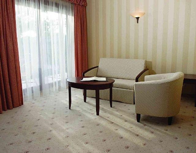 Villa Hoff Wellness & SPA Hotel