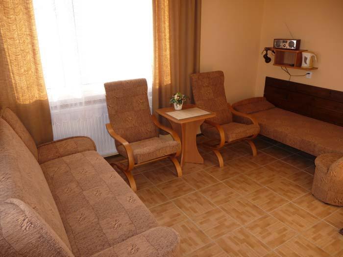 Pokoje Gocinne Emides