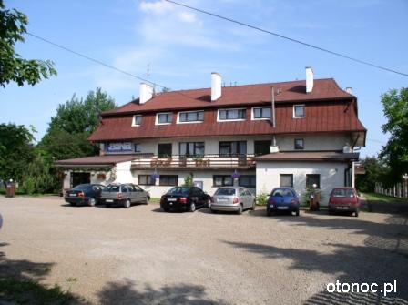 Hotel Bona**