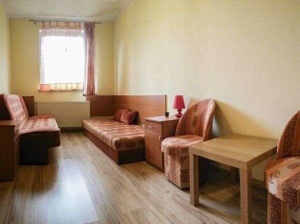 Pokoje gocinne przy ulicy Lenej