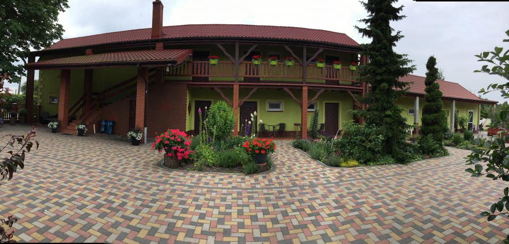 Pokoje Gocinne Pod Kasztanem