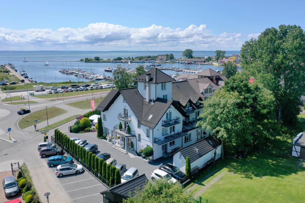 Admira Pensjonat  & Restauracja