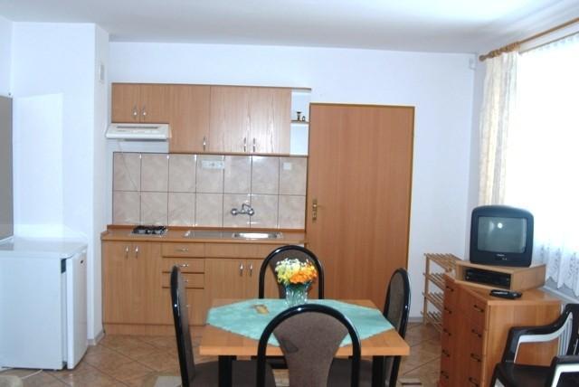 Apartament oraz pokoje nad jeziorem