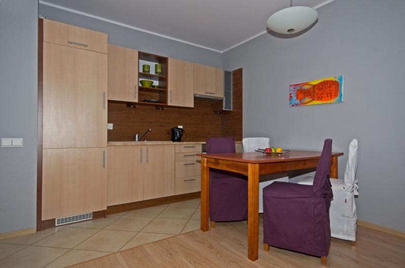 Apartament 300 m od morza