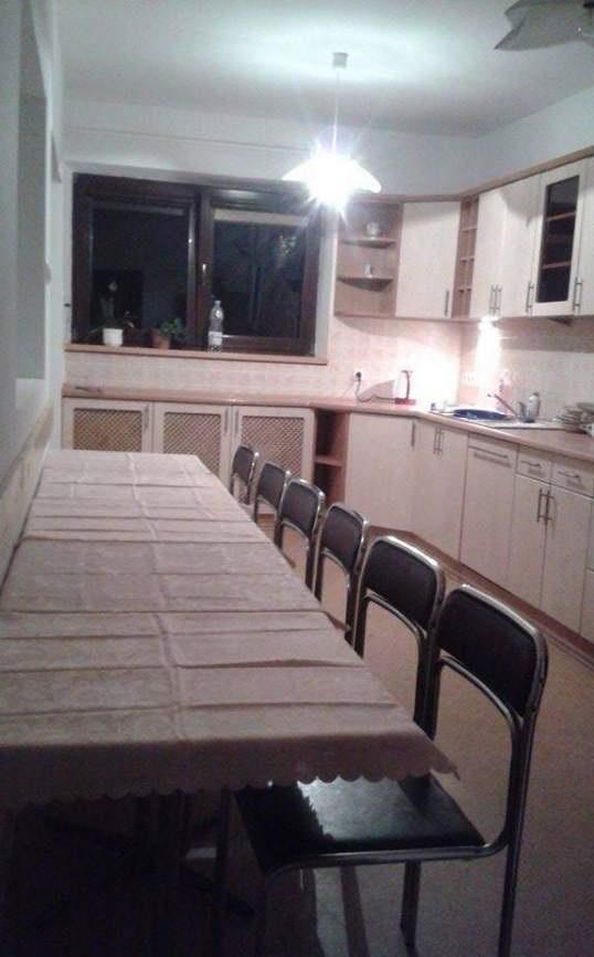 NOCLEGI PRACOWNICZE U RENI