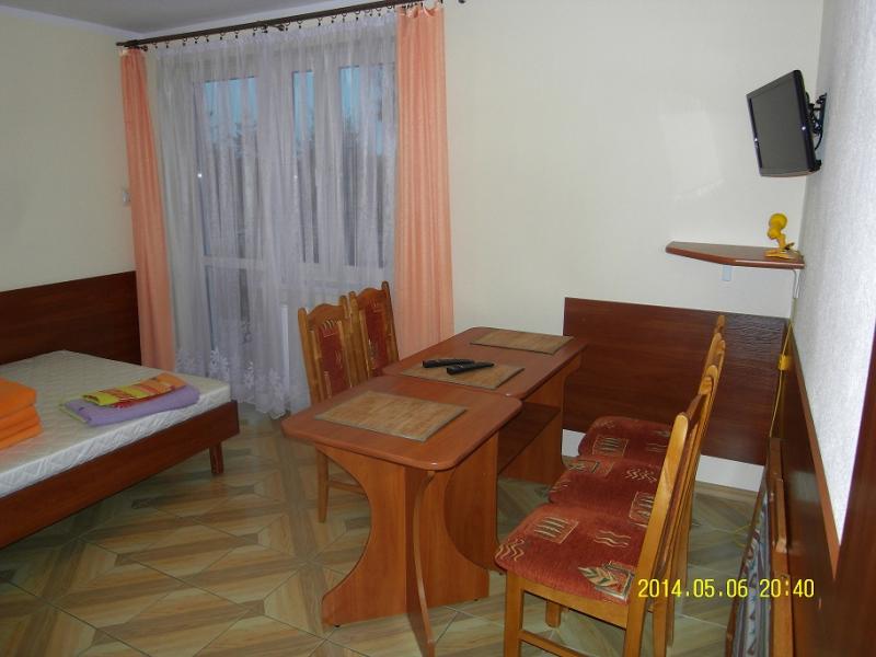 Pokoje Gocinne Basi