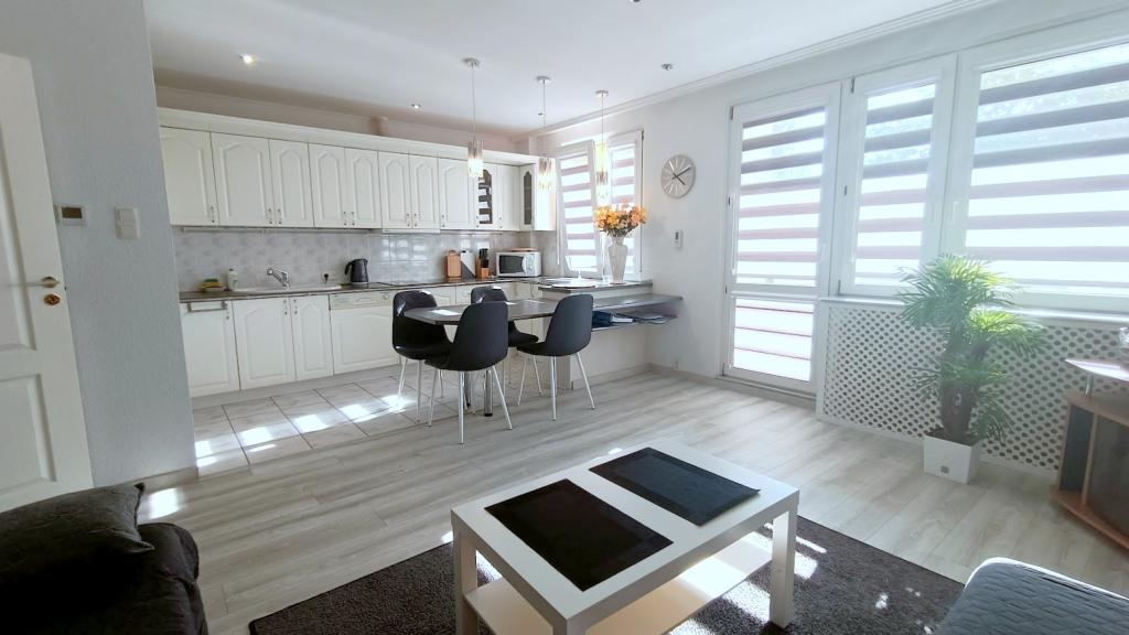 STAR.Apartamenty. Domki. Pokoje.