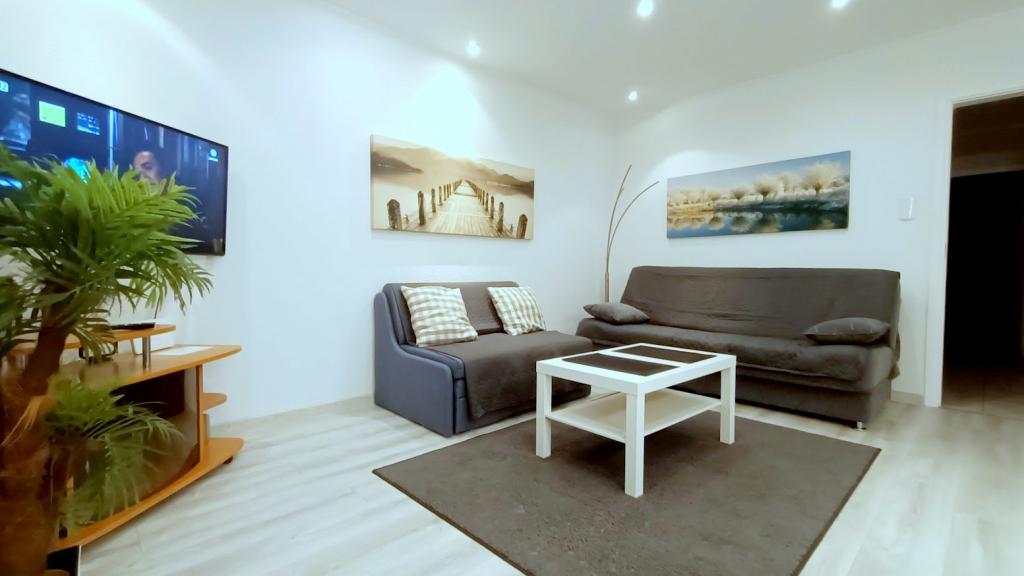 STAR.Apartamenty. Domki. Pokoje.