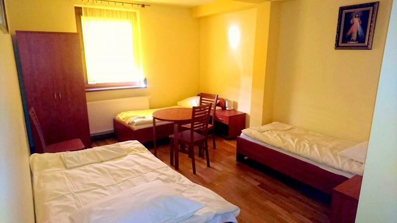 Hostel Ave agiewniki