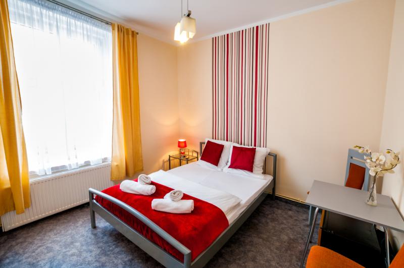Lew Hostel Inowrocaw
