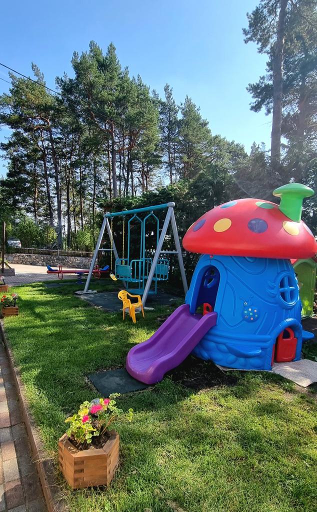 Zesp Domw Wczasowych Helena-Danuta-Gabriela-Villa Marzenie