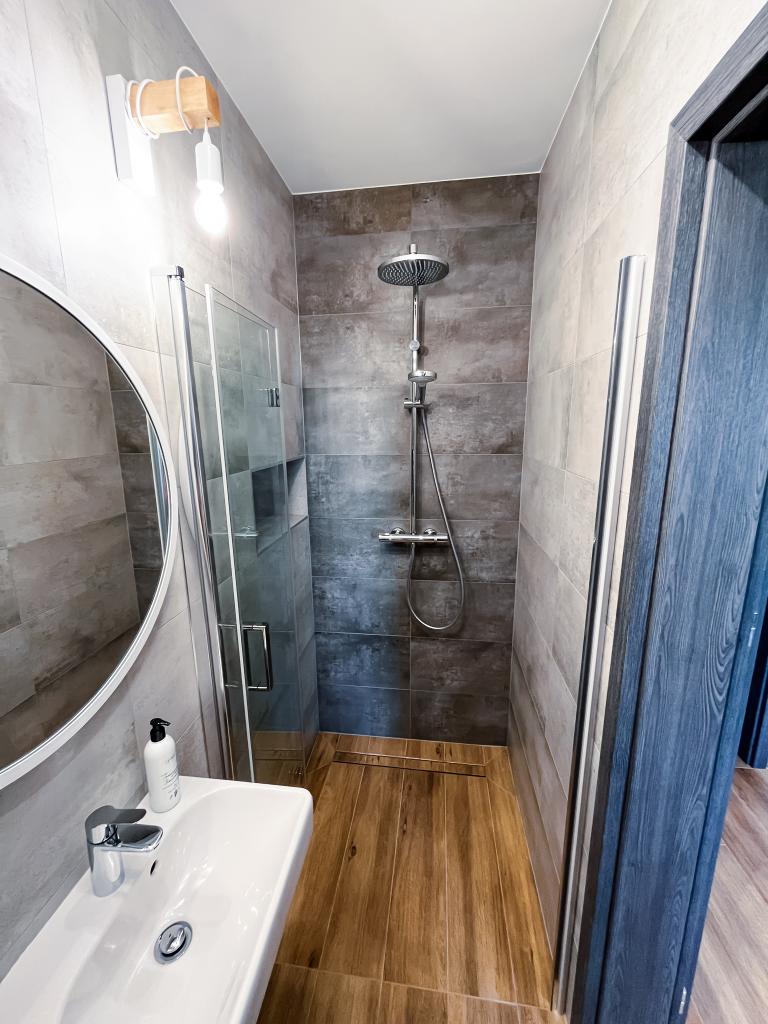 Pod Czwrk - pokoje i apartamenty