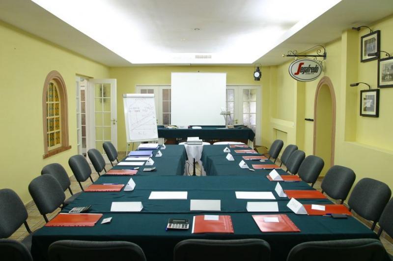 Hotel Pietrak Trzemeszno