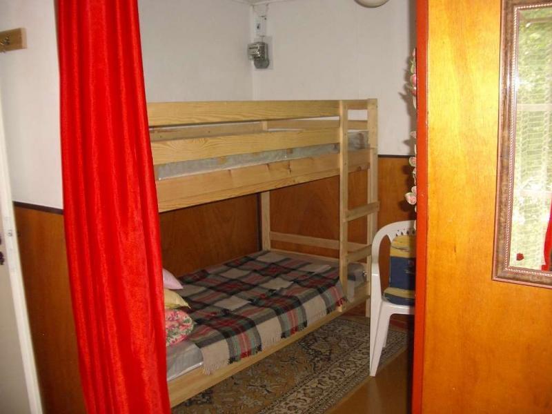 Domek Letniskowy w Kretowinach nad jeziorem Narnie