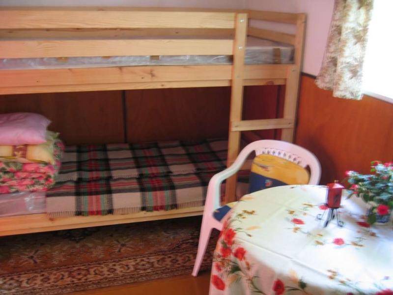 Domek Letniskowy w Kretowinach nad jeziorem Narnie