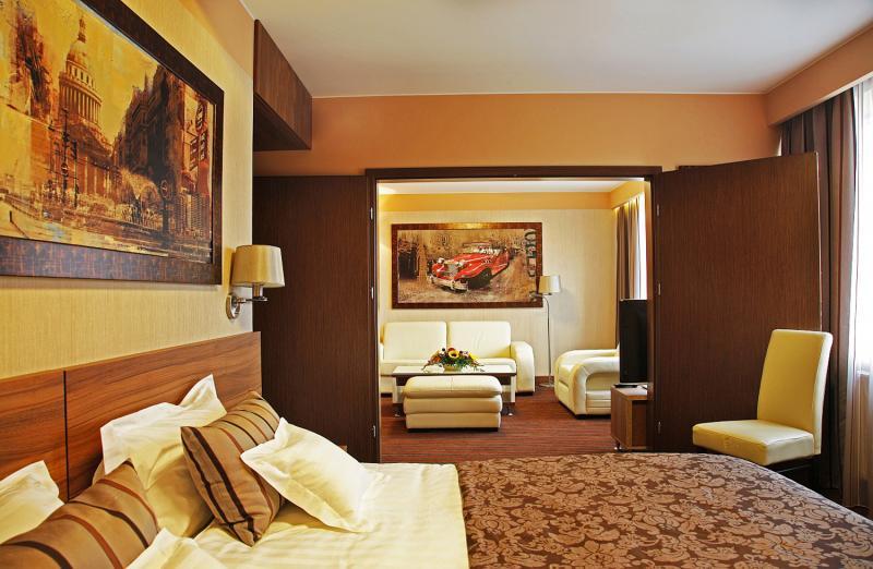 Haston City Hotel