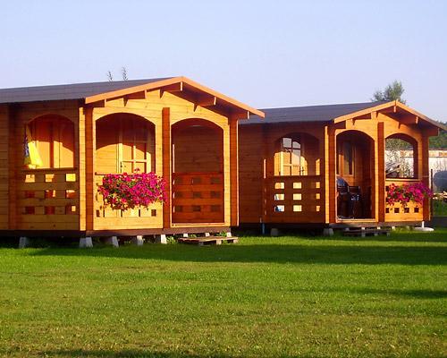 Domki, Apartamenty, Pokoje Bursztynek