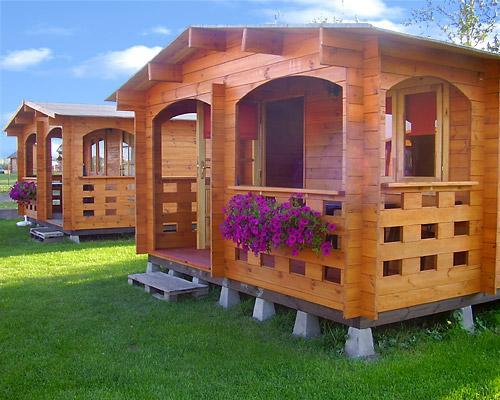 Domki, Apartamenty, Pokoje Bursztynek