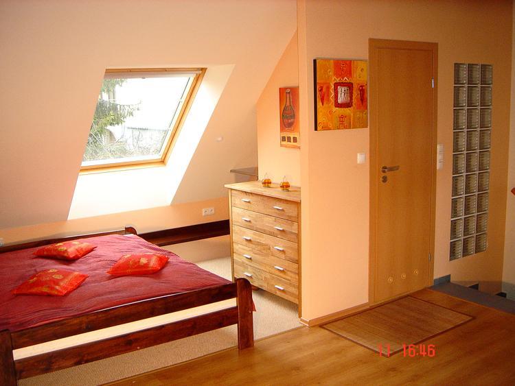 Apartament z ogrdkiem