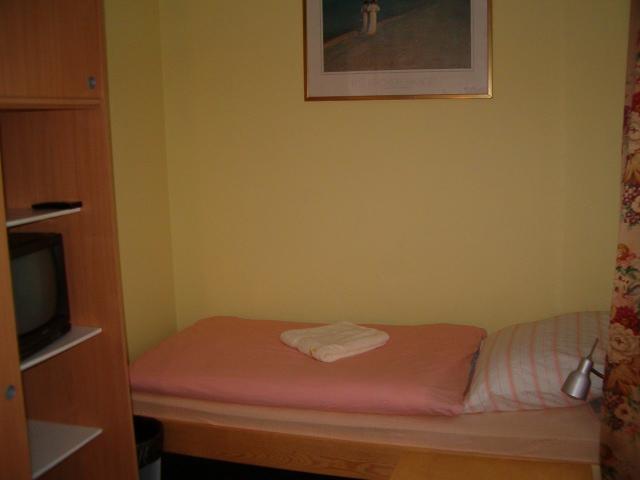 Hostel Pozna Petit 