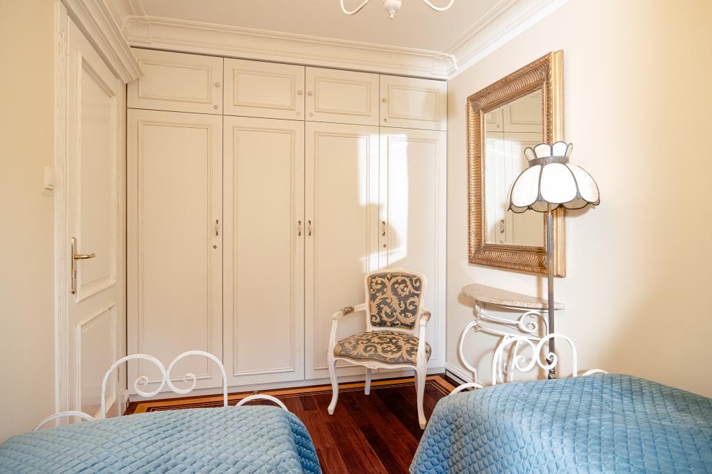 Apartament Dariusz Jurata z gara�em