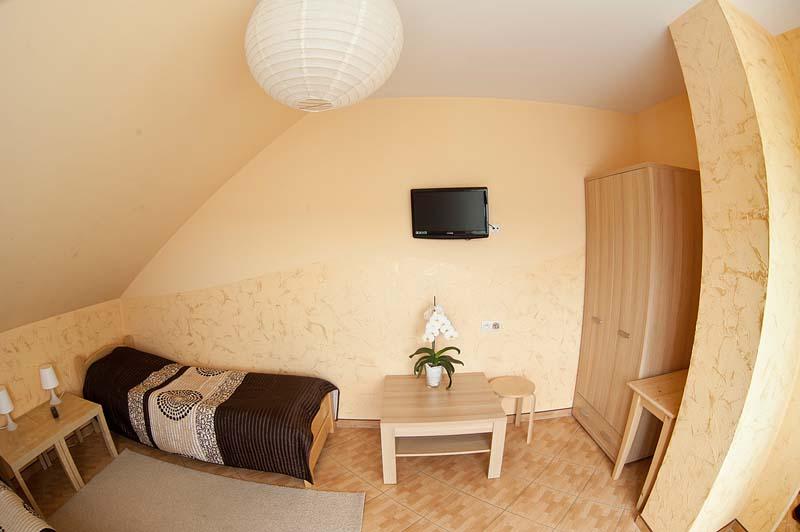 Hotel & Restauracja Okrglak