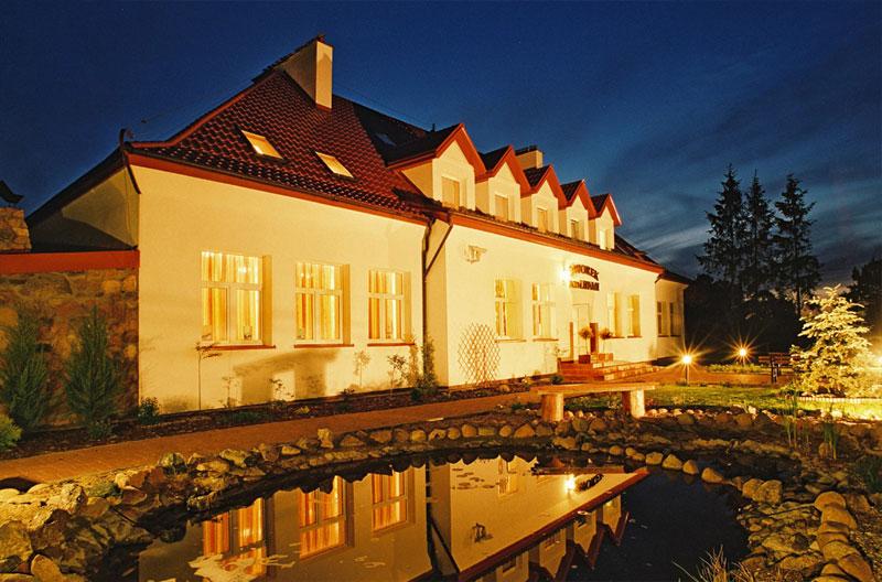 Dworek Pod Lipami