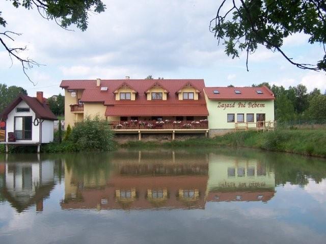 Zajazd Pod Dbem